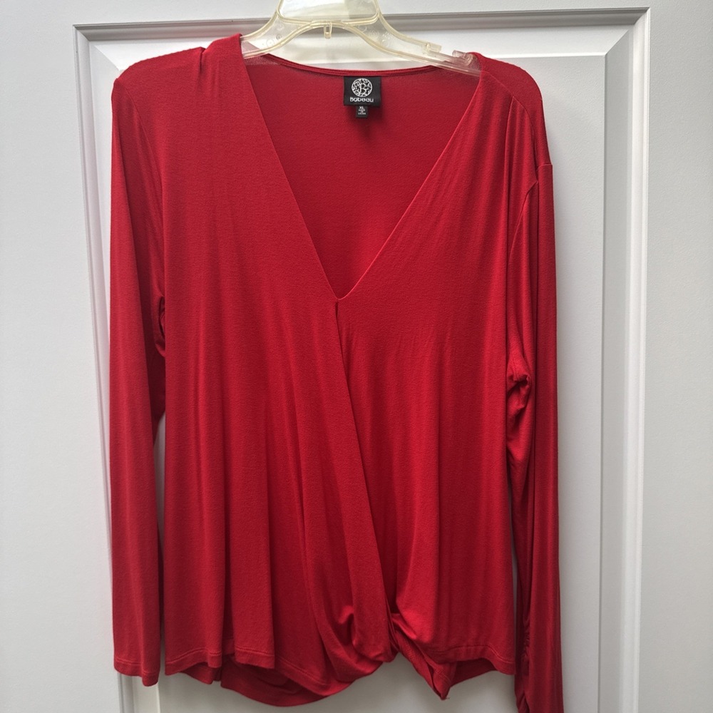 Bobeau V-Neck Blouse Women's XL Long Sleeve Red Twist At Waist Soft